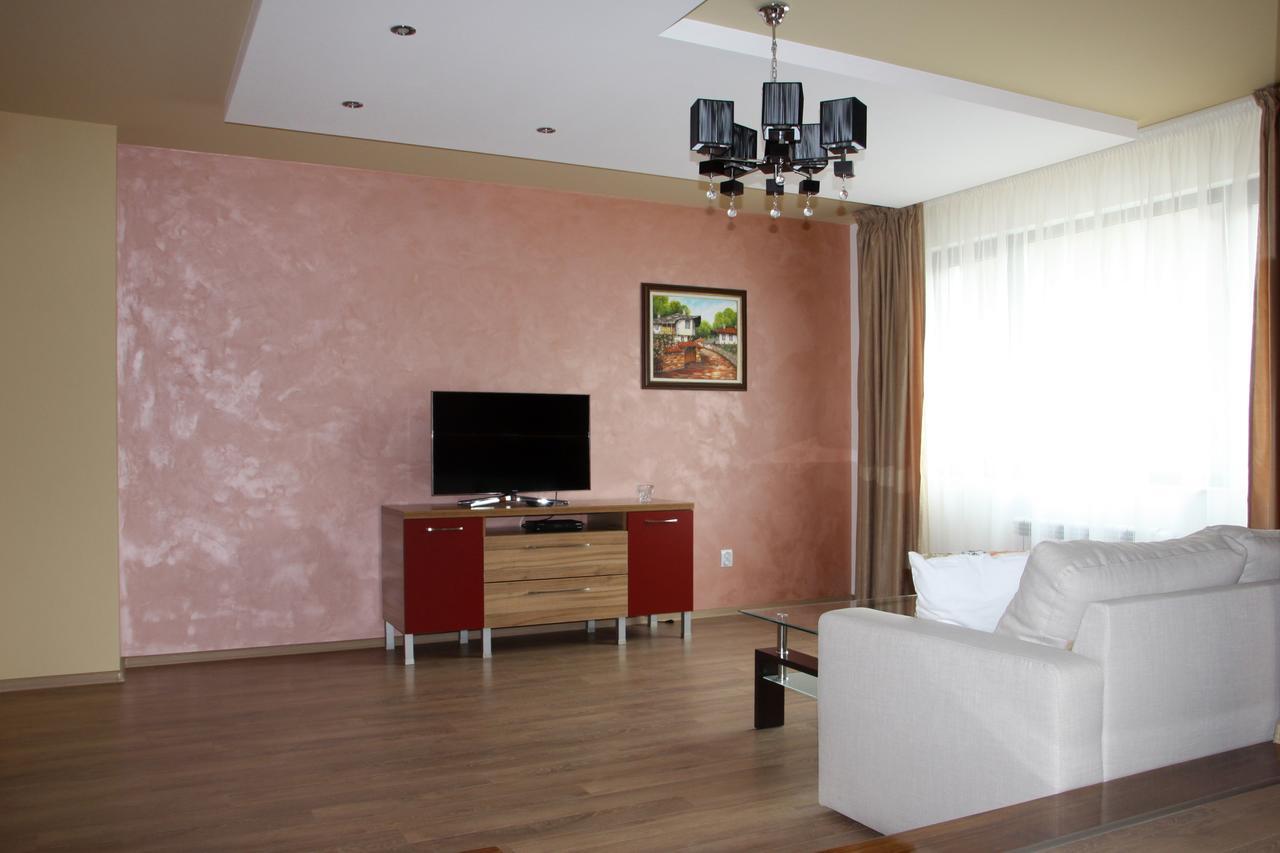 Hotel Kichika Rudozem Екстер'єр фото